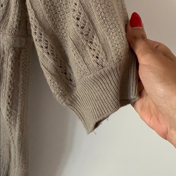 Arden B Eyelet 3/4 Sleeve Sweater Tan Size Small - Picture 4 of 5